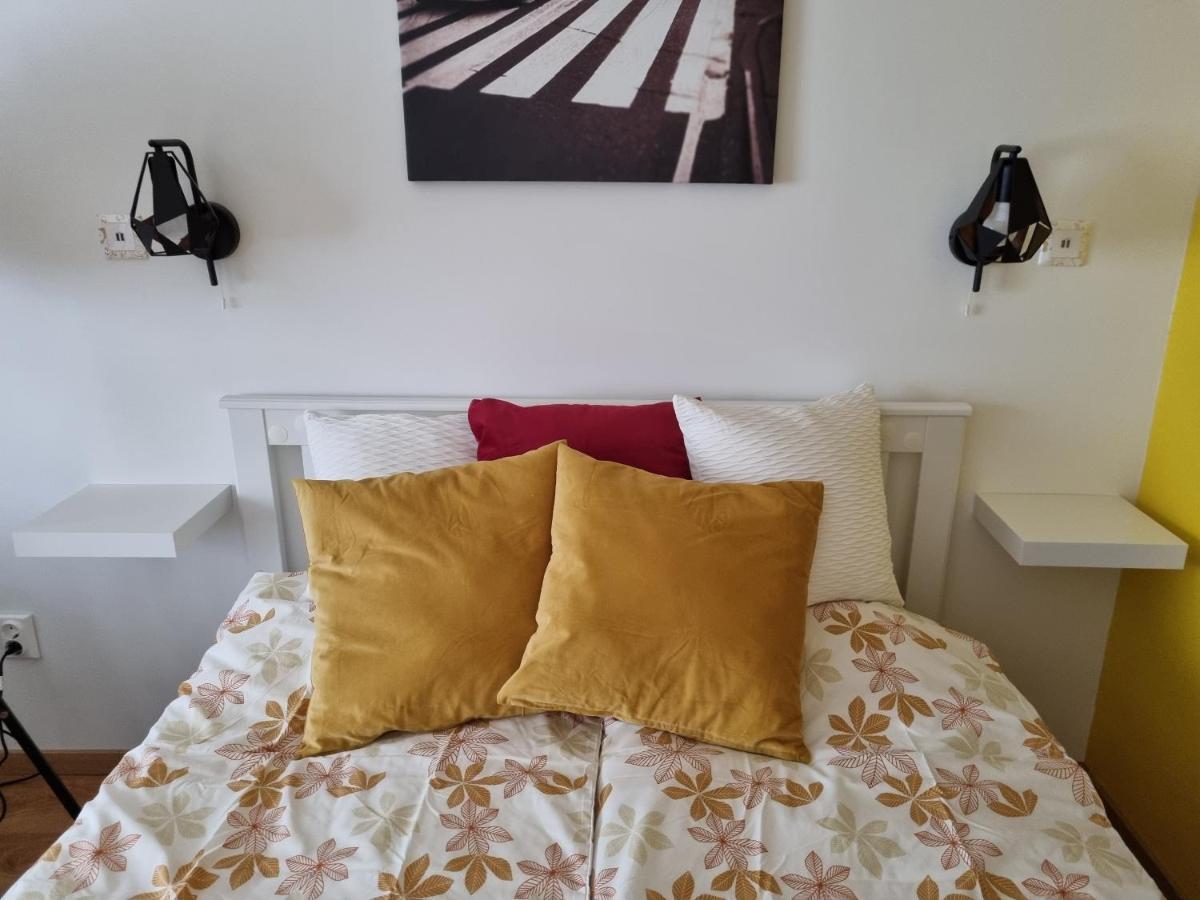 Flora Apartman Apartment Seghedin Exterior foto